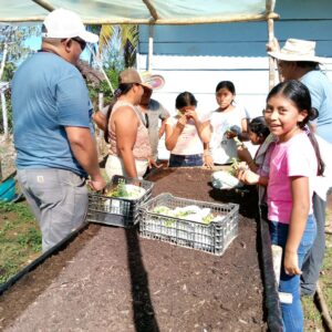The agricultural work in the schools begins!